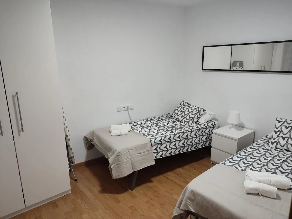 Apartament Roses Platja-Ciutadella İspanya